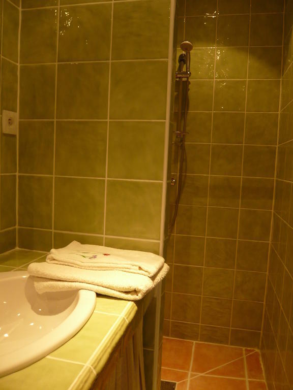 Bed and Breakfast Le Soubiran Berat Zimmer foto