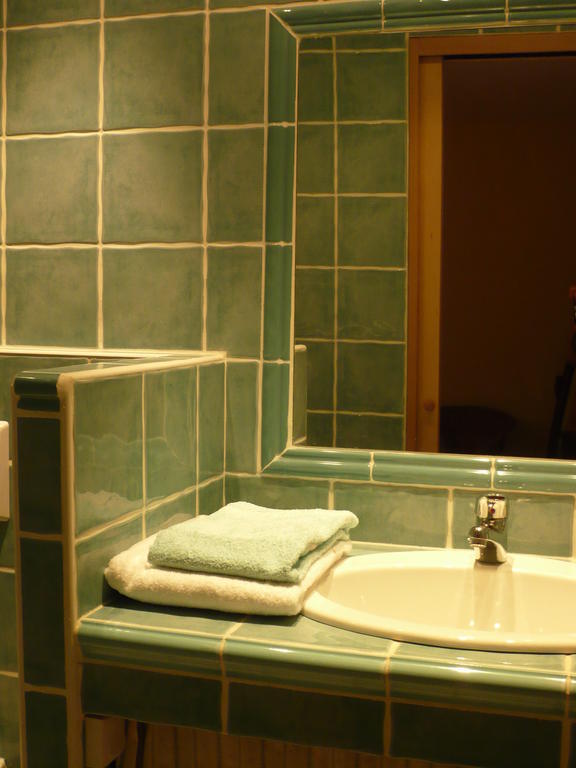 Bed and Breakfast Le Soubiran Berat Zimmer foto