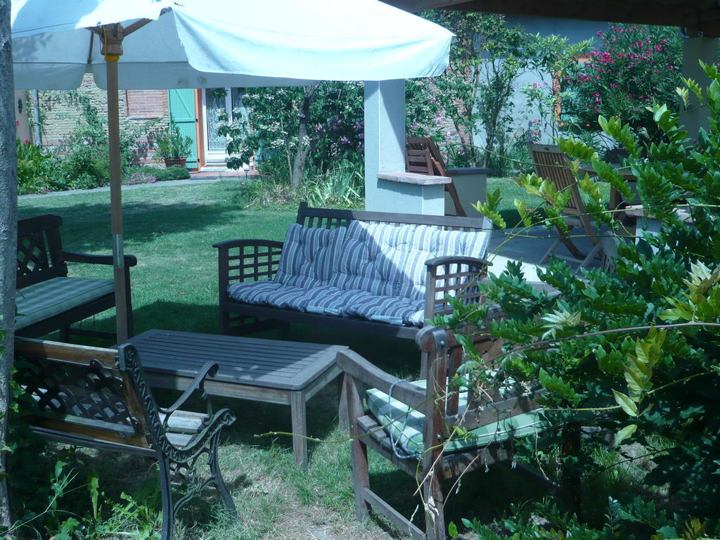 Bed and Breakfast Le Soubiran Berat Exterior foto